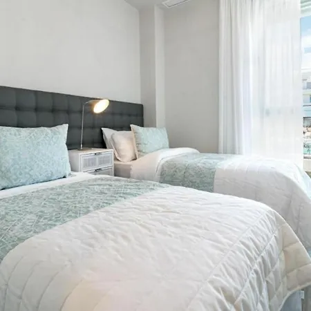 Deluxe In 3 Bedrooms Lejlighed *
