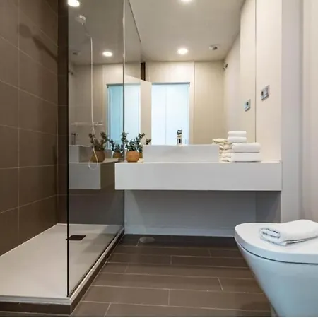 Deluxe In 3 Bedrooms Lejlighed *