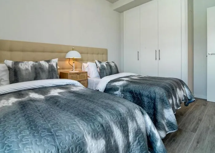 Deluxe In 3 Bedrooms *