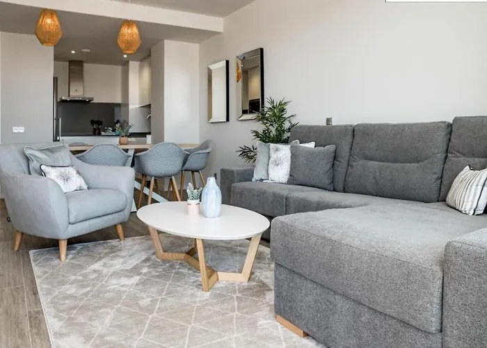 Deluxe In 3 Bedrooms *